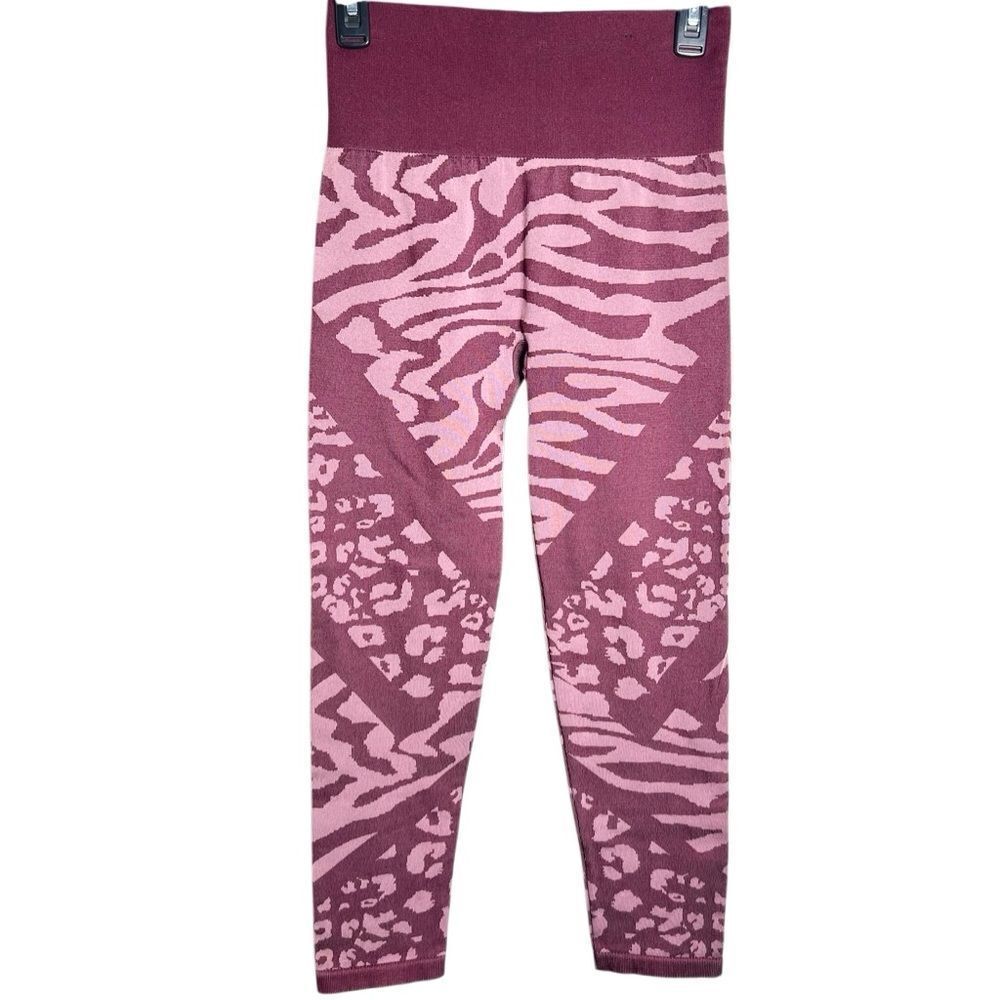 Xersion Seamless leggings Maroon Animal Print Activewear Size Medium - Picture 3 of 14